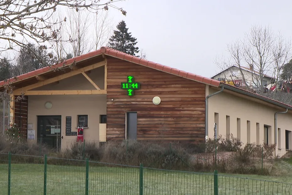 Accès aux médicaments : l’antenne de pharmacie comme solution locale